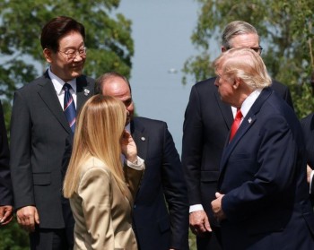 Hàn Quốc đề nghị ông Trump dẫn dắt nỗ lực hòa giải với Triều Tiên
