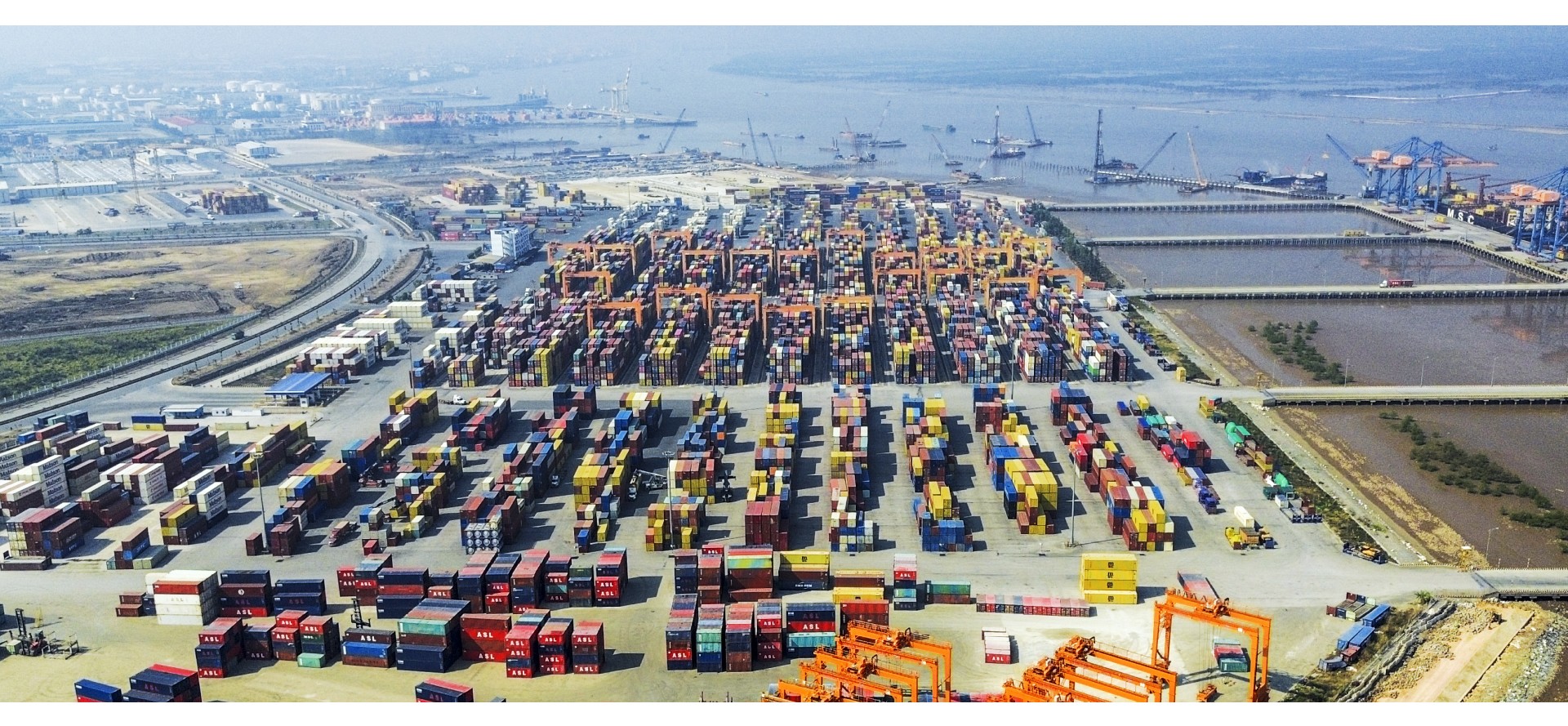 Xuất nhập khẩu năm 2026: Chờ lực đẩy xuất khẩu vào cuối năm