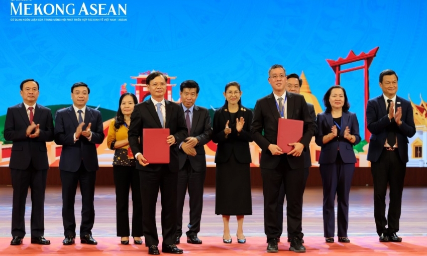 CP Group, Central Retail, MM Mega Market và Amata ký loạt thỏa thuận tại Phú Thọ