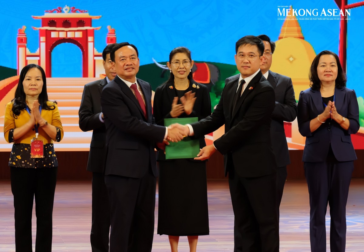CP Group, Central Retail, MM Mega Market và Amata ký loạt thỏa thuận tại Phú Thọ