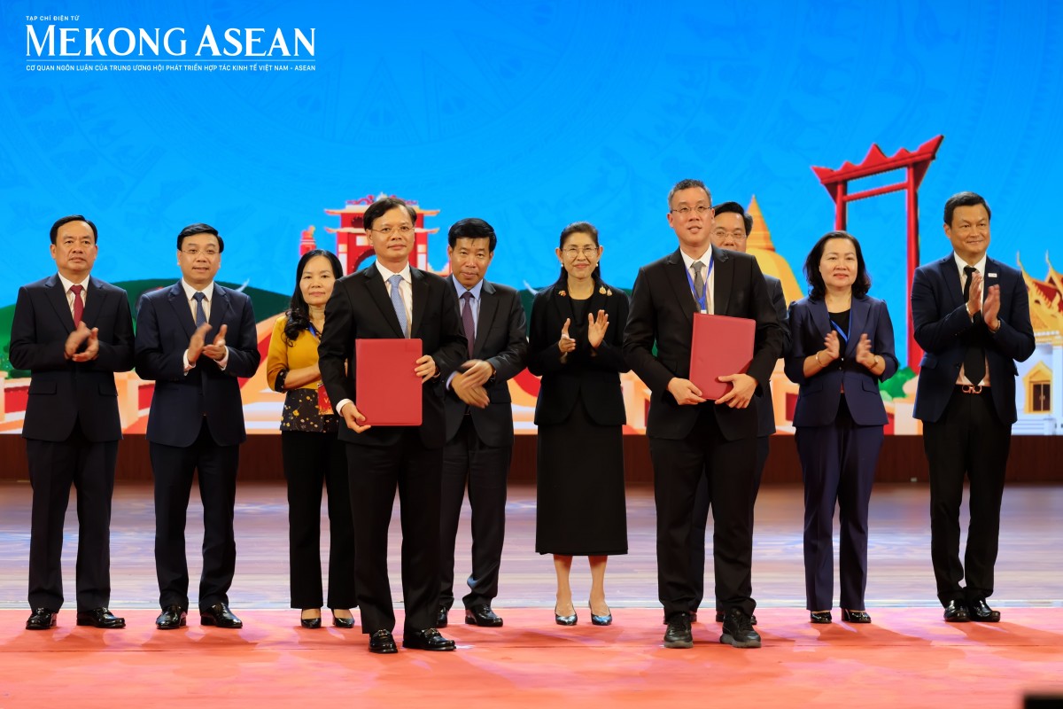 CP Group, Central Retail, MM Mega Market và Amata ký loạt thỏa thuận tại Phú Thọ
