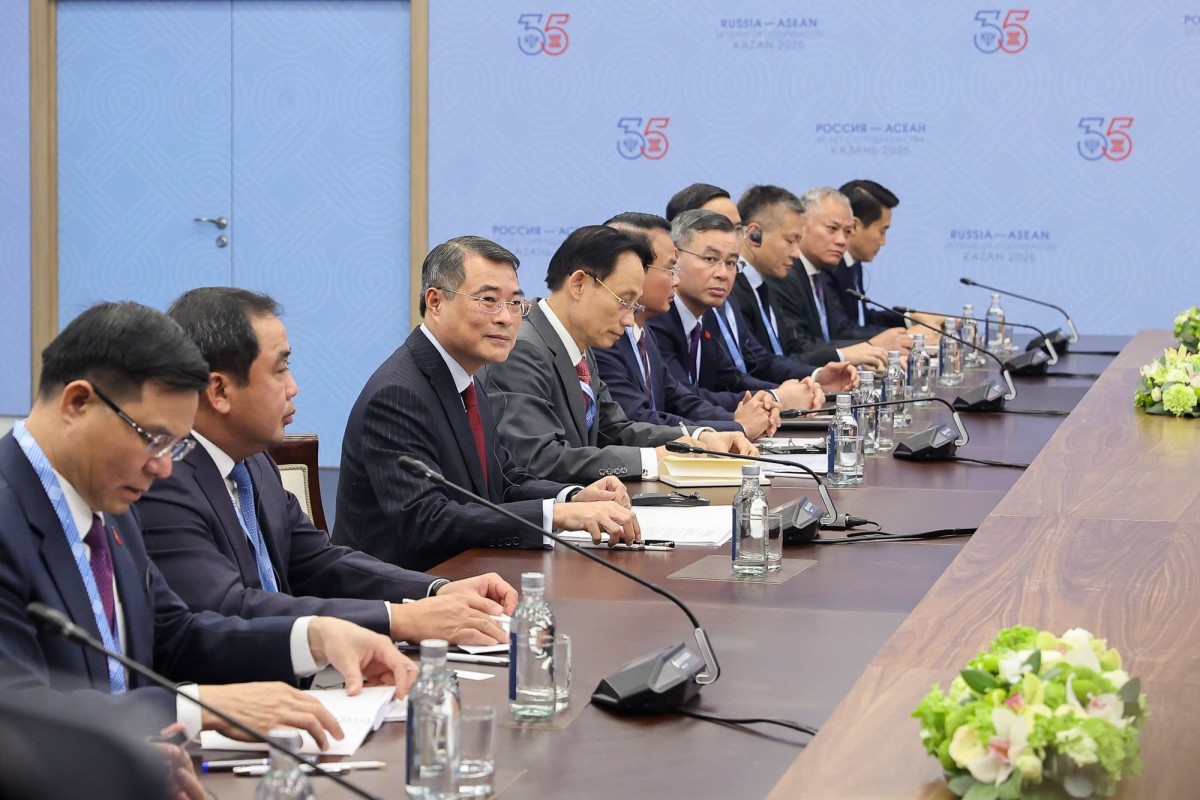 Thủ tướng Lê Minh Hưng đề nghị phía Nga tạo điều kiện thuận lợi hơn nữa cho một số mặt hàng của Việt Nam tiếp cận thị trường Nga. Ảnh: VGP.
