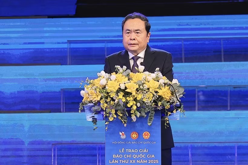 Chủ tịch Quốc hội Trần Thanh Mẫn phát biểu tại lễ trao giải. Ảnh: TTXVN.