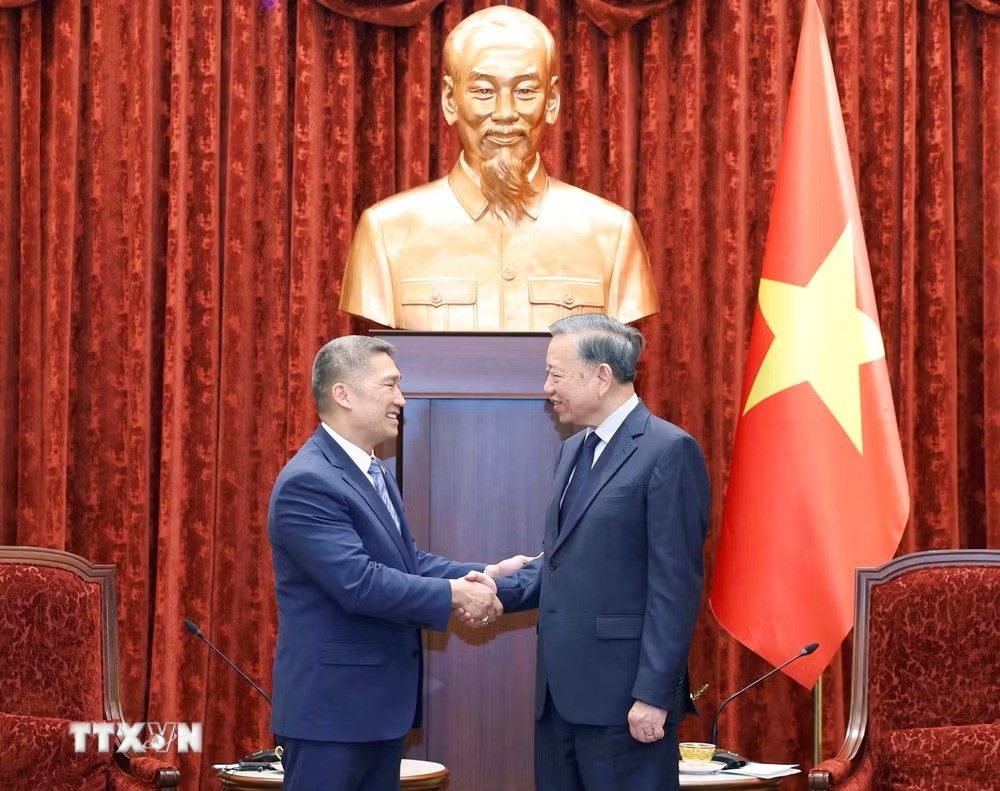 Tổng Bí thư, Chủ tịch nước tiếp Quyền Bộ trưởng Hải quân Mỹ