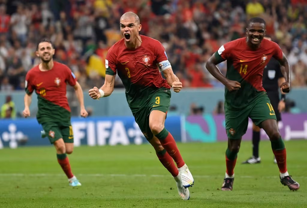 Pepe ghi bàn vào lưới Thụy Sỹ tại World Cup 2022. Ảnh: FIFA