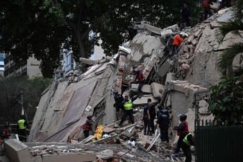 Động đất kép hơn 7 độ richter rung chuyển Venezuela