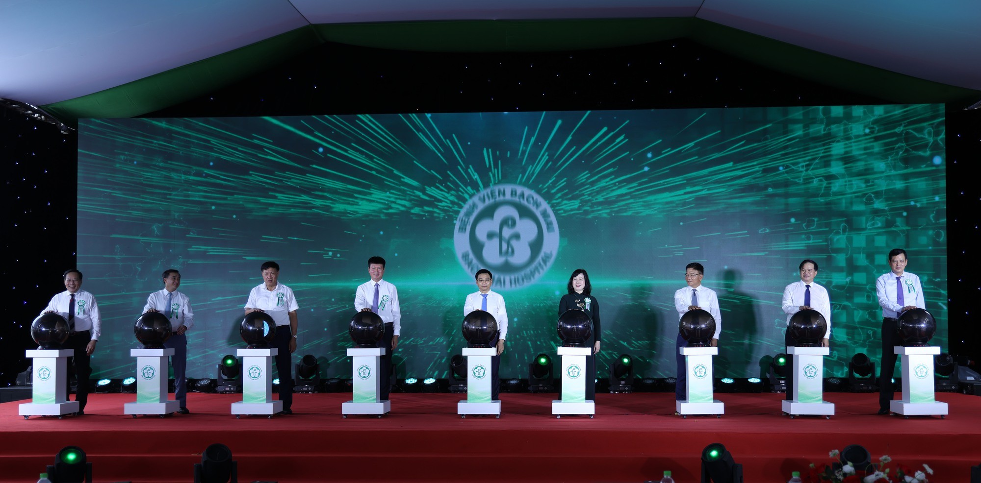 Bệnh viện Bạch Mai cơ sở Ninh Bình chính thức đi vào hoạt động