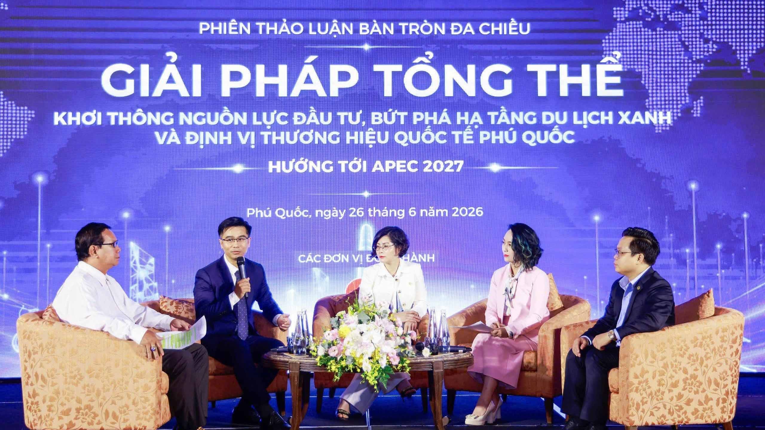 Các đại biểu thảo luận tại Hội thảo