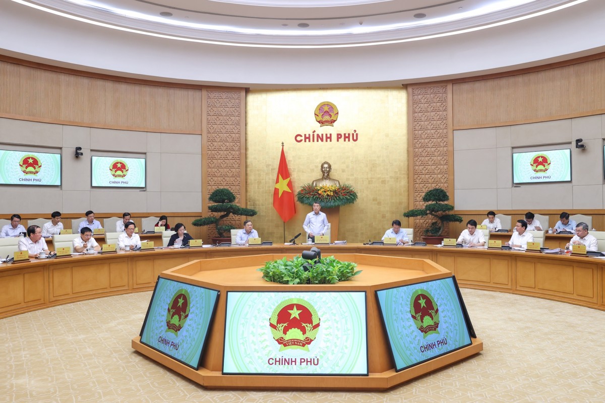Thủ tướng Chính phủ Lê Minh Hưng chủ trì Phiên họp Chính phủ chuyên đề xây dựng pháp luật tháng 6/2026. Ảnh: VGP.