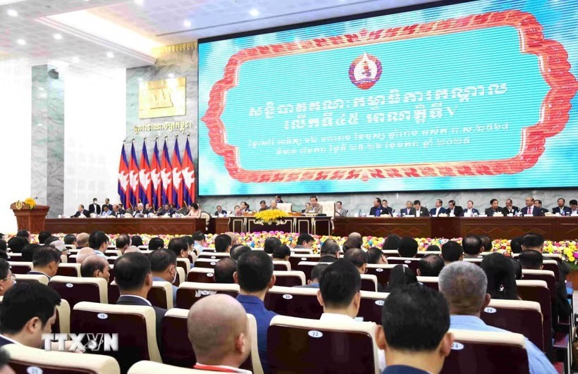 Điện mừng kỷ niệm 75 năm Ngày thành lập Đảng Nhân dân Campuchia