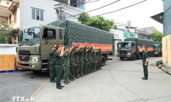 Quân đội Việt Nam mang 88 tấn hàng hỗ trợ người dân Venezuela