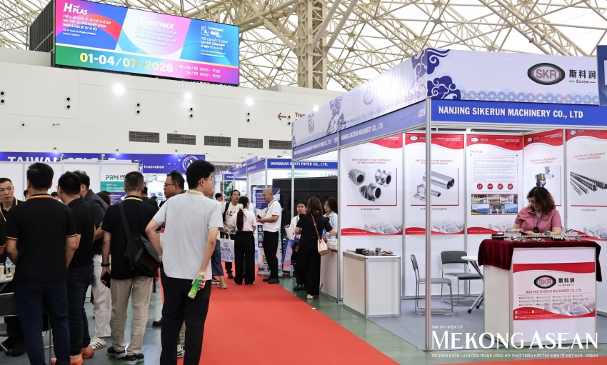 Khai mạc chuỗi triển lãm quốc tế về công nghiệp tại Hà Nội