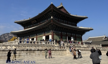Hàn Quốc gia hạn miễn phí visa cho khách du lịch theo đoàn Việt Nam