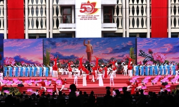 Lễ kỷ niệm 50 năm ngày TP Sài Gòn - Gia Định mang tên Chủ tịch Hồ Chí Minh
