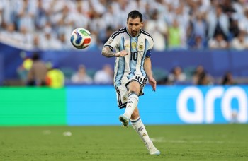 Messi ca ngợi tuyển Cape Verde sau trận thắng nghẹt thở