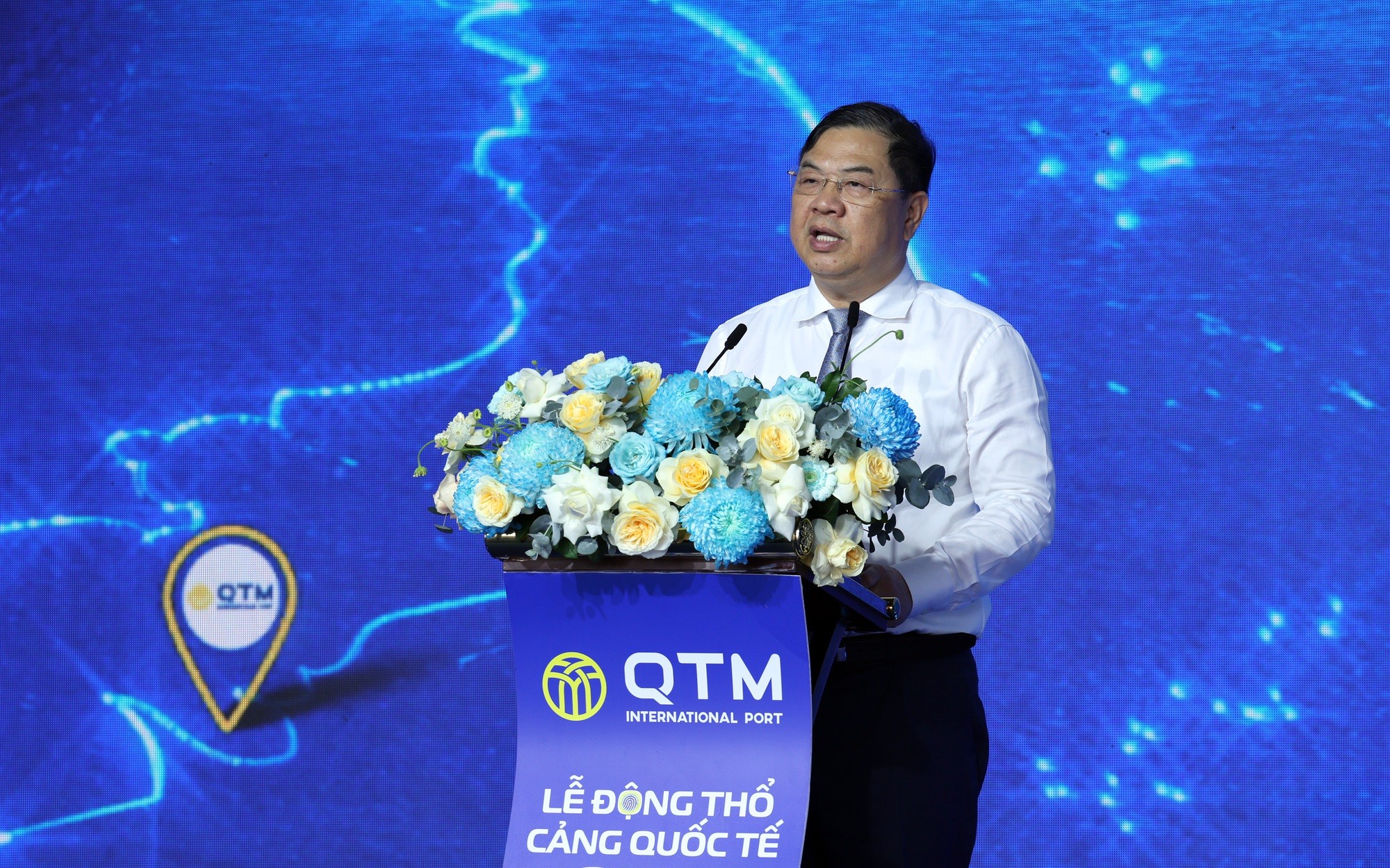 Phó Thủ tướng Thường trực Phạm Gia Túc phát biểu tại lễ khởi công Cảng quốc tế QTM, thuộc Cụm cảng nước sâu Cái Mép-Thị Vải (TPHCM) - Ảnh: VGP