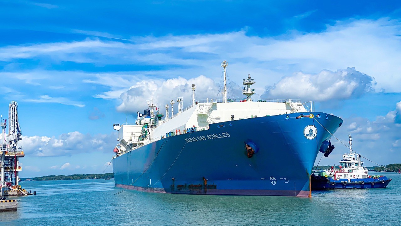 Tàu Maran Gas Achilles cung cấp chuyến hàng LNG phục vụ chạy thử Kho LNG Thị Vải của PV GAS vào tháng 7/2023 từ Nhà cung cấp Shell Eastern LNG 