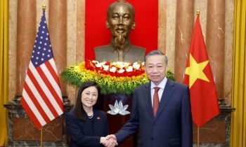 Tổng Bí thư, Chủ tịch nước Tô Lâm tiếp các Đại sứ trình Quốc thư