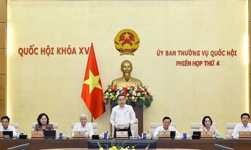 Khai mạc Phiên họp thứ tư của Ủy ban Thường vụ Quốc hội