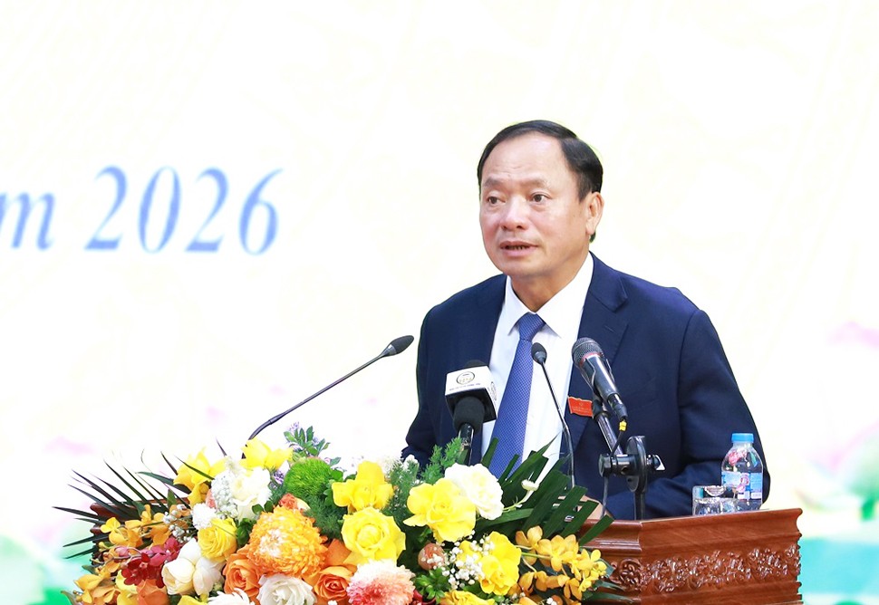 Ông Trần Quốc Văn, Phó Bí thư Tỉnh ủy, Chủ tịch HĐND tỉnh Hưng Yên phát biểu khai mạc kỳ họp. Nguồn: Hungyen.gov.vn. Ông Trần Quốc Văn, Phó Bí thư Tỉnh ủy, Chủ tịch HĐND tỉnh Hưng Yên phát biểu khai mạc kỳ họp. Nguồn: Hungyen.gov.vn.