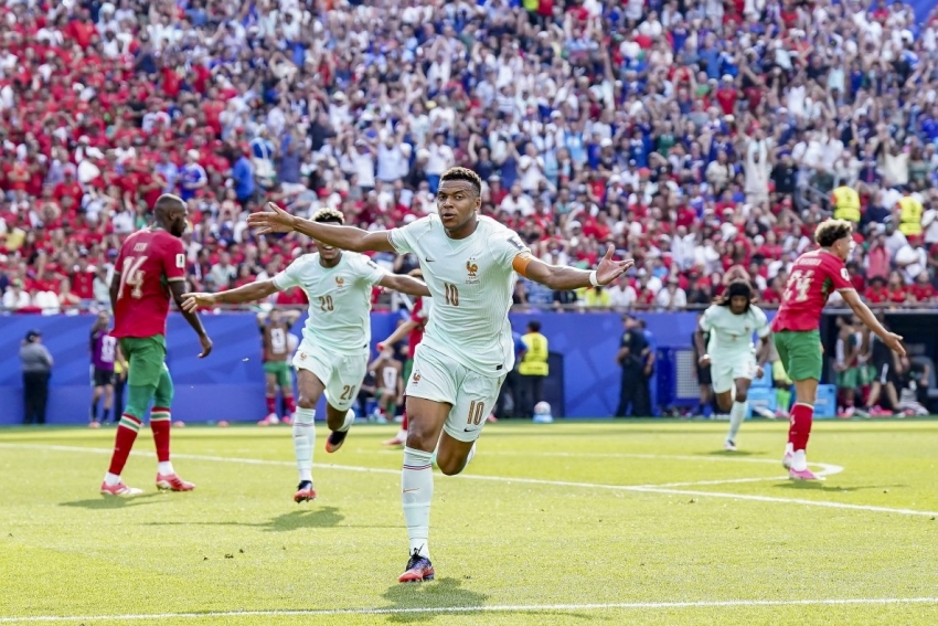 Mbappe cân bằng Messi trong cuộc đua Vua phá lưới World Cup