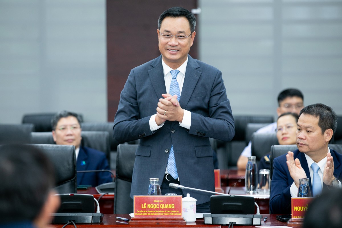 Vietnam AirlineÔng Lê Ngọc Quang, Ủy viên Trung ương Đảng, Bí thư Thành ủy TP Đà Nẵng tại lễ ký kết. Ảnh: VNAvà Đà Nẵng mở rộng hợp tác giai đoạn 2026-2031 Vietnam AirlineÔng Lê Ngọc Quang, Ủy viên Trung ương Đảng, Bí thư Thành ủy TP Đà Nẵng tại lễ ký kết. Ảnh: VNAvà Đà Nẵng mở rộng hợp tác giai đoạn 2026-2031