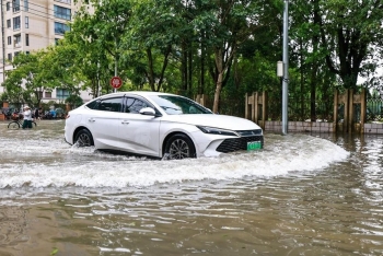 Bão Ba Vì gây mưa lớn, Trung Quốc sơ tán hơn 171.000 người