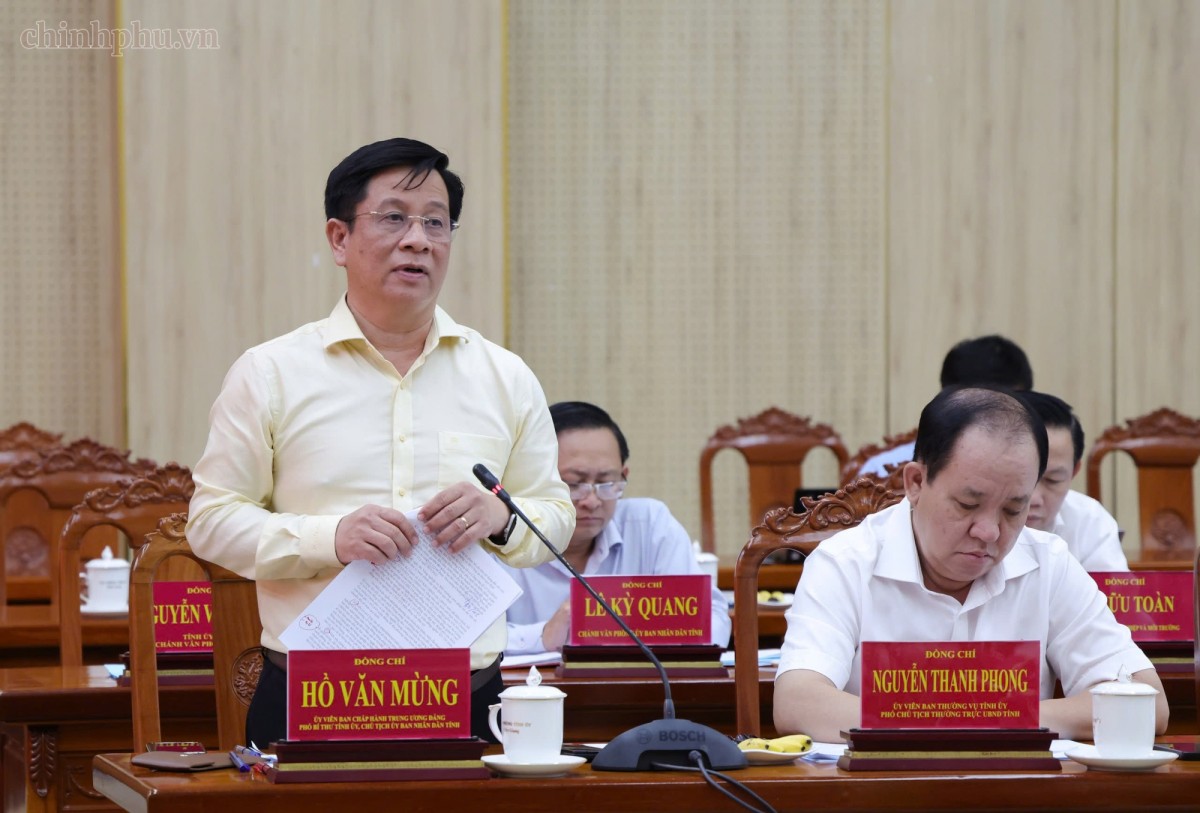 Chủ tịch UBND tỉnh An Giang Hồ Văn Mừng phát biểu. Ảnh: VGP.