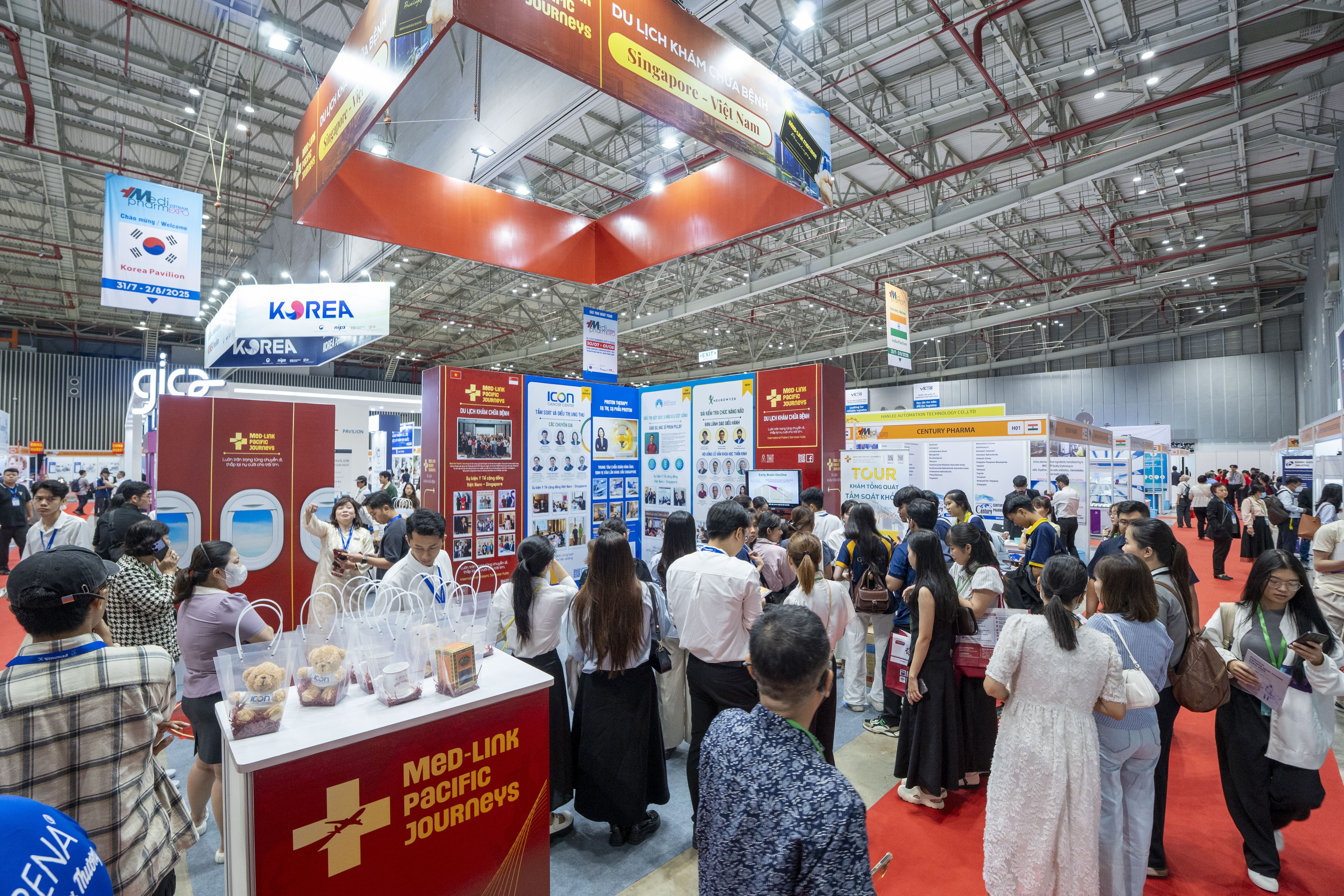 Vietnam Medi-Pharm Expo 2026: Chuyển giao công nghệ ngành y dược