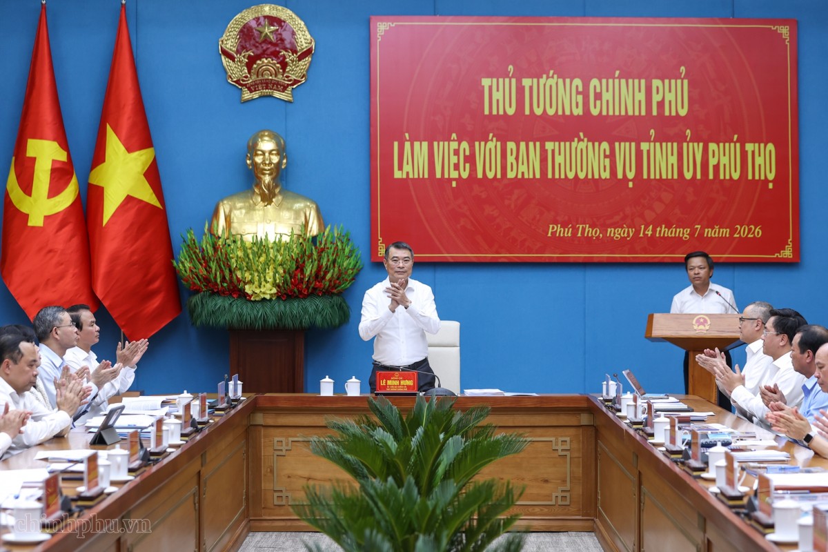 Thủ tướng Chính phủ Lê Minh Hưng làm việc với Ban Thường vụ Tỉnh ủy Phú Thọ - Ảnh: VGP