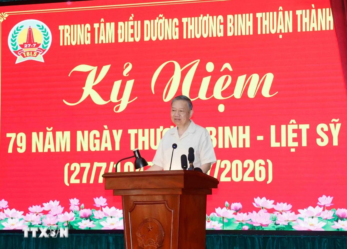 Tổng Bí thư, Chủ tịch nước thăm Trung tâm Điều dưỡng thương binh Thuận Thành
