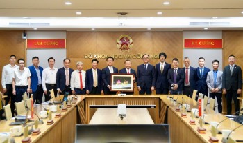 Việt Nam sẽ lập trung tâm nghiên cứu sản xuất tiên tiến