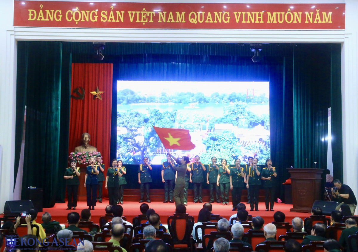 Hà Nội gặp mặt, tri ân 130 cựu chiến binh, thương binh tiêu biểu
