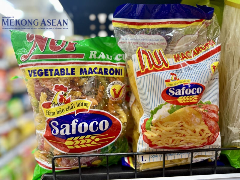Safoco hoạt động chính trong lĩnh vực sản xuất mì, mì sợi, bún, nui, bánh tráng và các sản phẩm từ tinh bột, bột mì; đồng thời kinh doanh các mặt hàng lương thực, thực phẩm và công nghệ phẩm dưới thương hiệu Safoco. Safoco hoạt động chính trong lĩnh vực sản xuất mì, mì sợi, bún, nui, bánh tráng và các sản phẩm từ tinh bột, bột mì; đồng thời kinh doanh các mặt hàng lương thực, thực phẩm và công nghệ phẩm dưới thương hiệu Safoco.