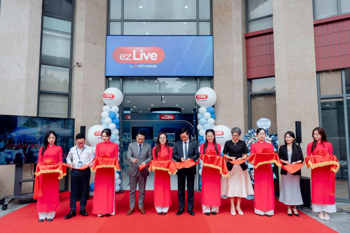 VietABank chính thức ra mắt phòng giao dịch tự động ezLive