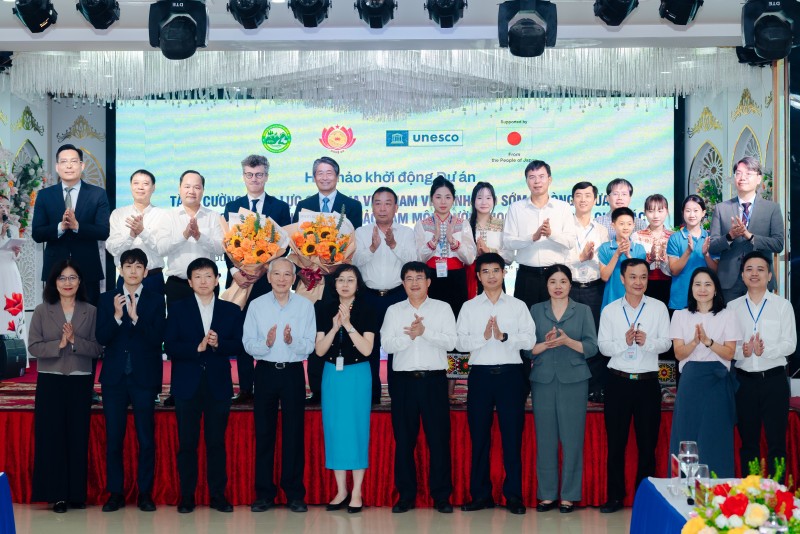 khởi động dự án “Tăng cường năng lực quốc gia của Việt Nam về cảnh báo sớm, phòng ngừa, ứng phó, phục hồi sau thiên tai và bảo đảm môi trường học tập an toàn cho các nhóm đối tượng có nguy cơ cao nhất sau các cơn bão Wipha, Bualoi và Matmo”.