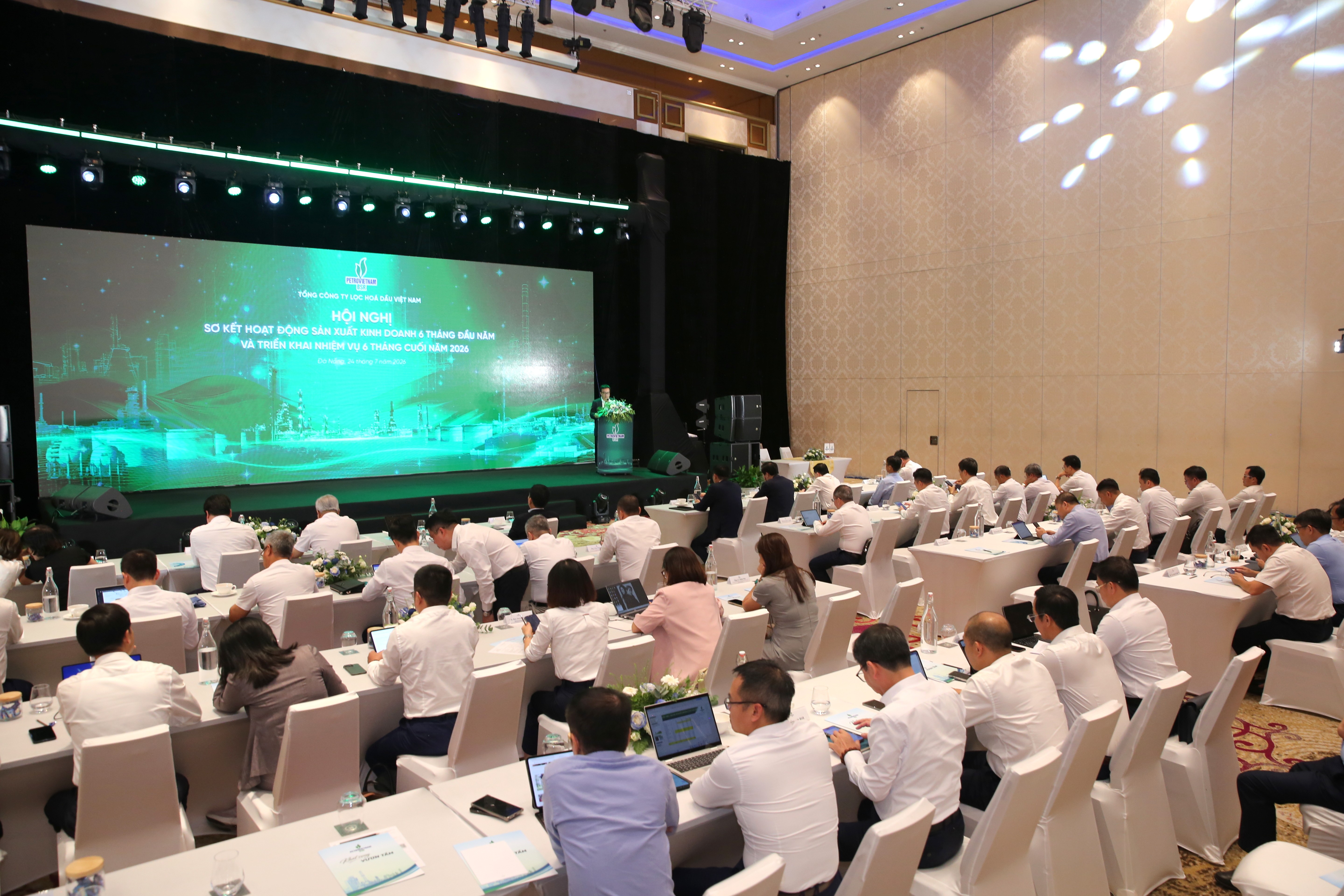 Toàn cảnh hội nghị. Nguồn: BSR.