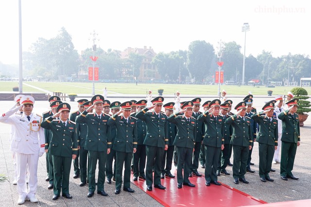 Lãnh đạo Đảng, Nhà nước tưởng niệm các Anh hùng liệt sĩ và viếng Chủ tịch Hồ Chí Minh