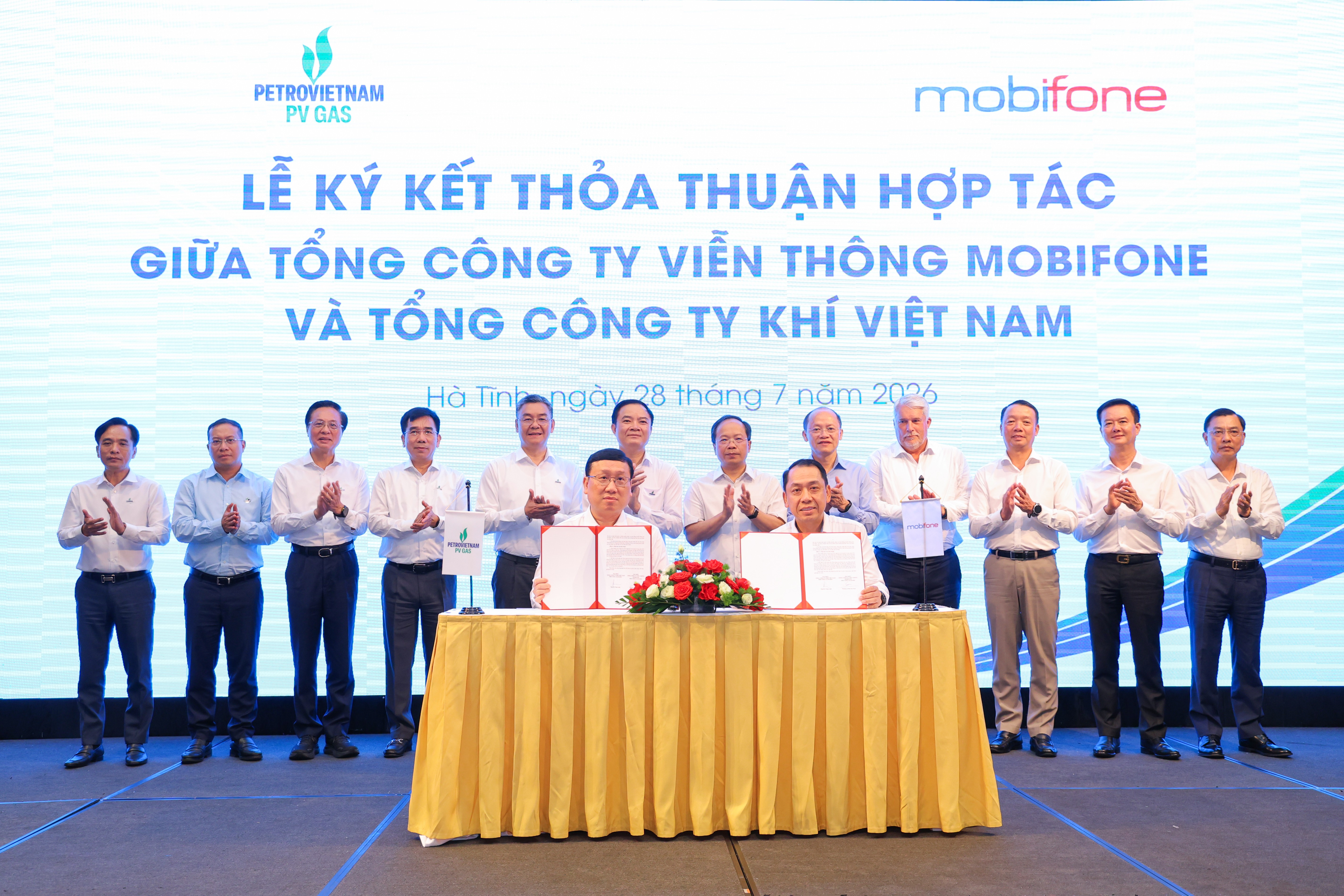 PV GAS ký kết hợp tác phát triển hạ tầng năng lượng tại Vũng Áng