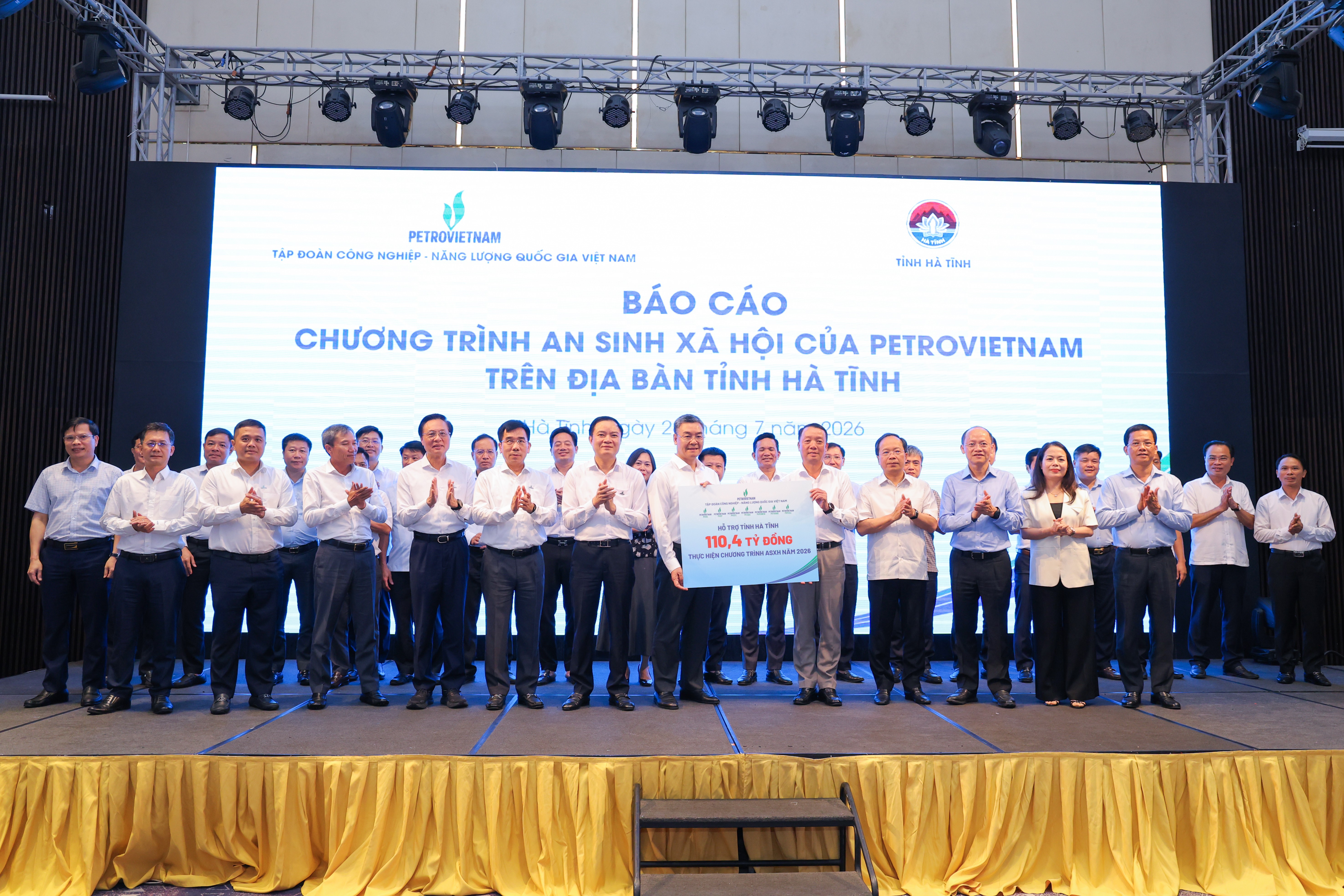 PV GAS ký kết hợp tác phát triển hạ tầng năng lượng tại Vũng Áng