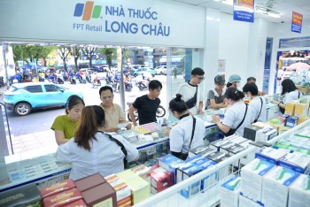 FPT Retail hoàn thành 67% kế hoạch lợi nhuận năm, mở thêm hơn 200 nhà thuốc