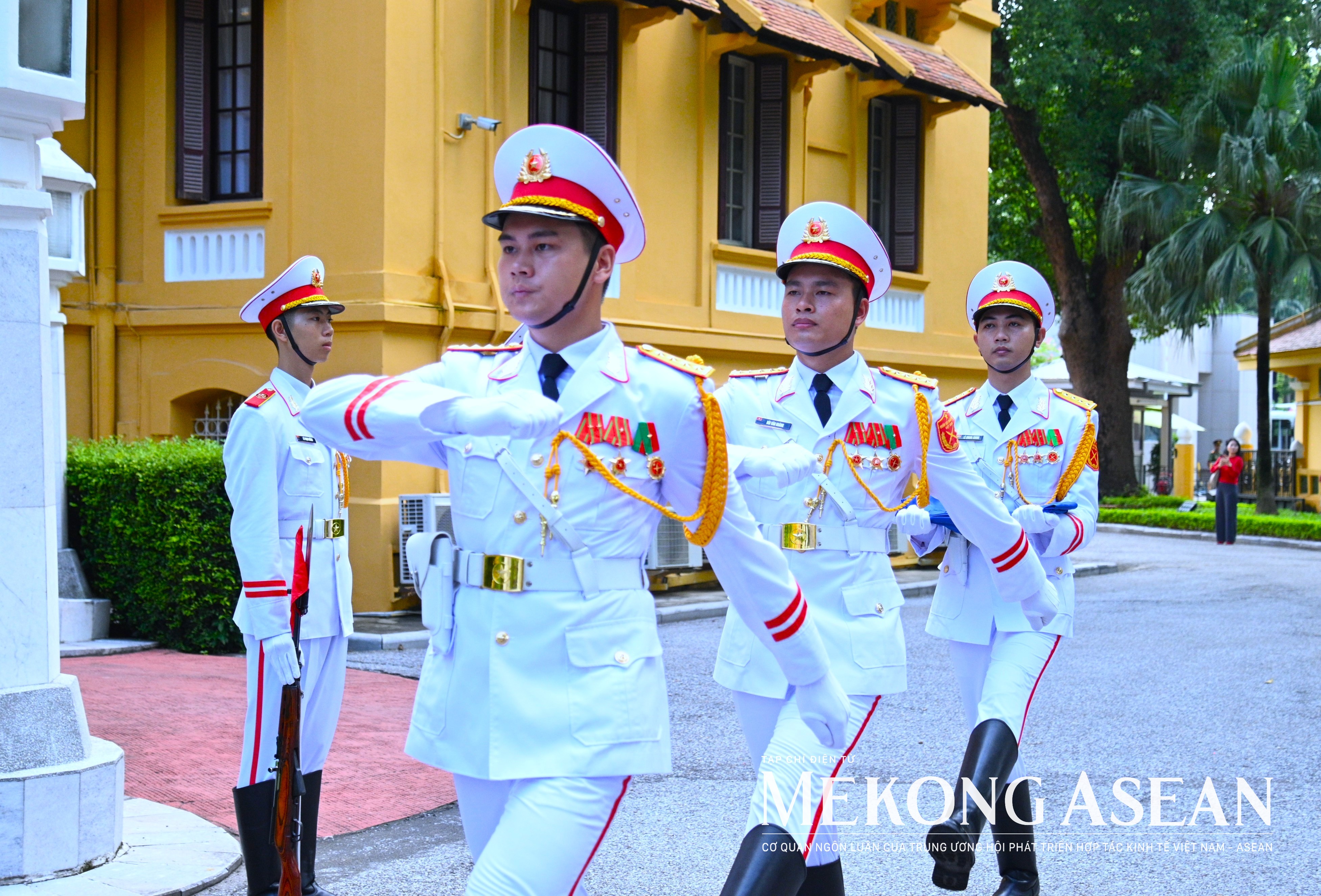 Long trọng Lễ thượng cờ chào mừng 59 năm thành lập ASEAN