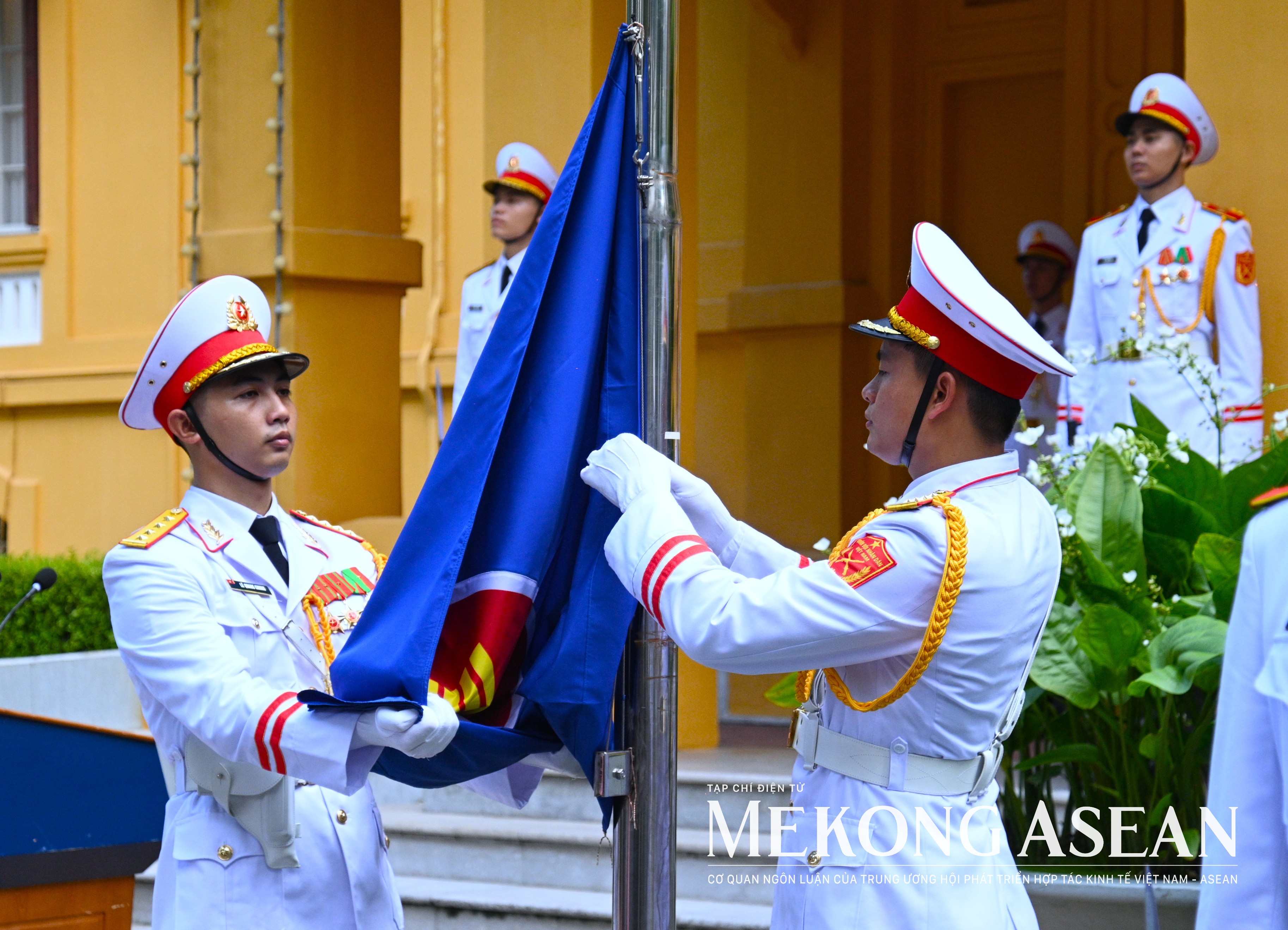Long trọng Lễ thượng cờ chào mừng 59 năm thành lập ASEAN