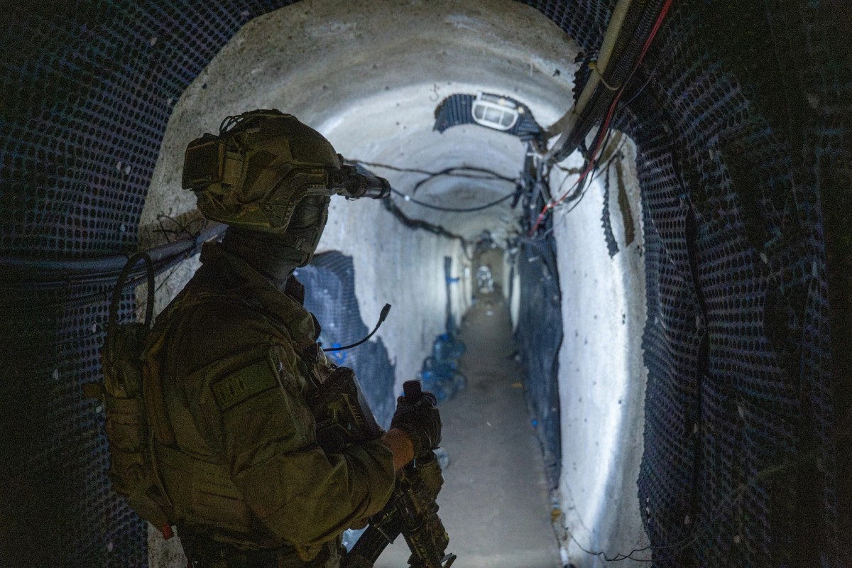 Israel dùng 700 tấn thuốc nổ phá hủy 'pháo đài ngầm' của Hezbollah