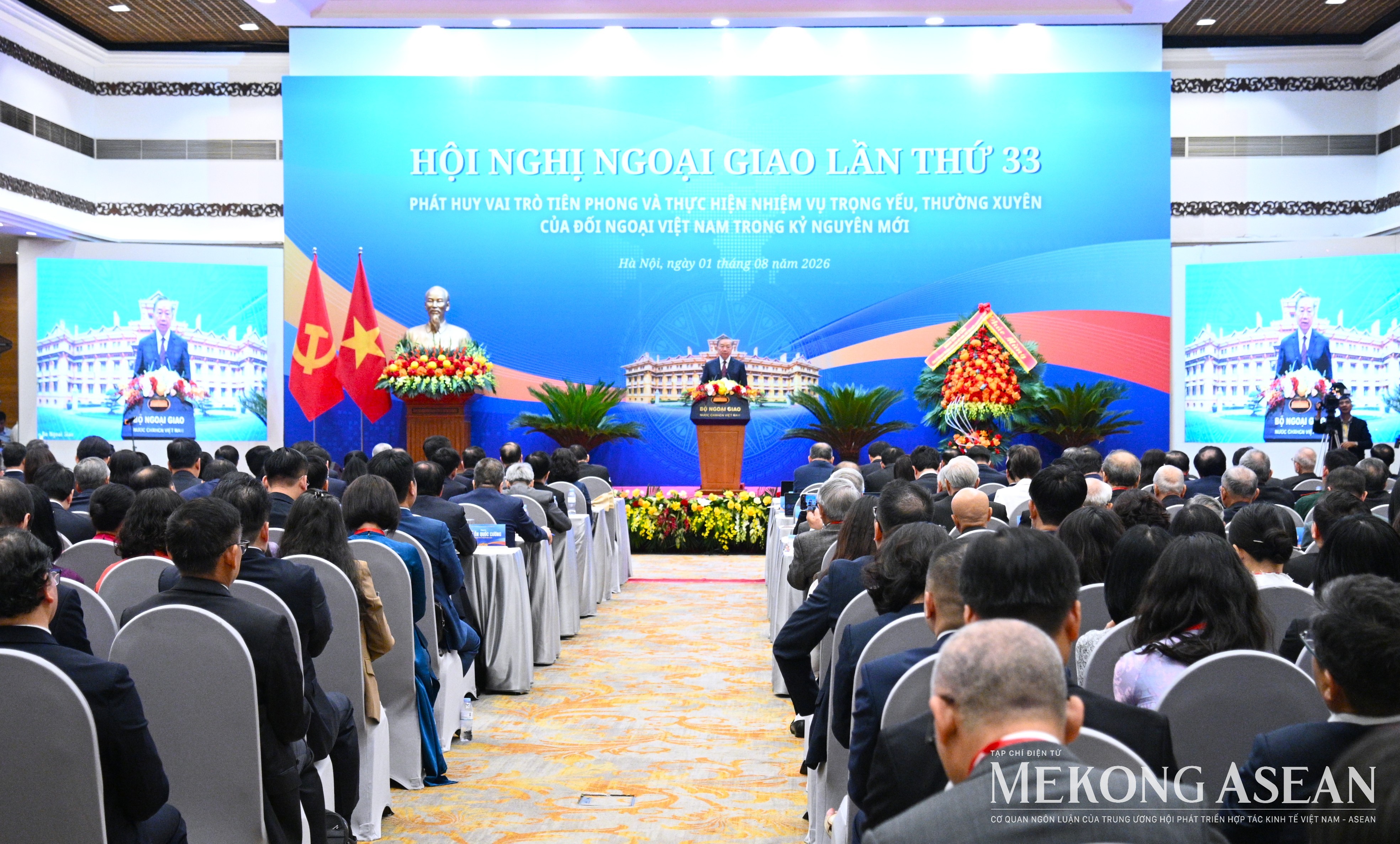Tổng Bí thư, Chủ tịch nước: Đối ngoại phải mở đường, kết nối và tranh thủ nguồn lực phát triển