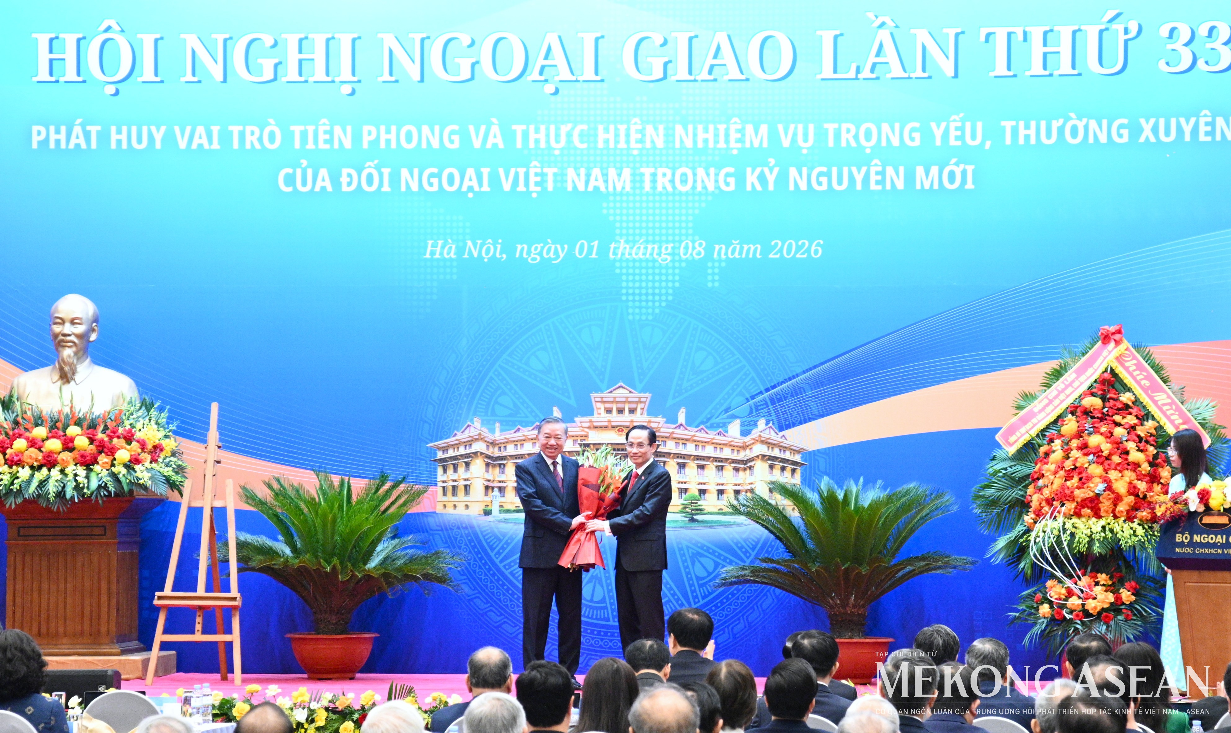 Tổng Bí thư, Chủ tịch nước: Đối ngoại phải mở đường, kết nối và tranh thủ nguồn lực phát triển