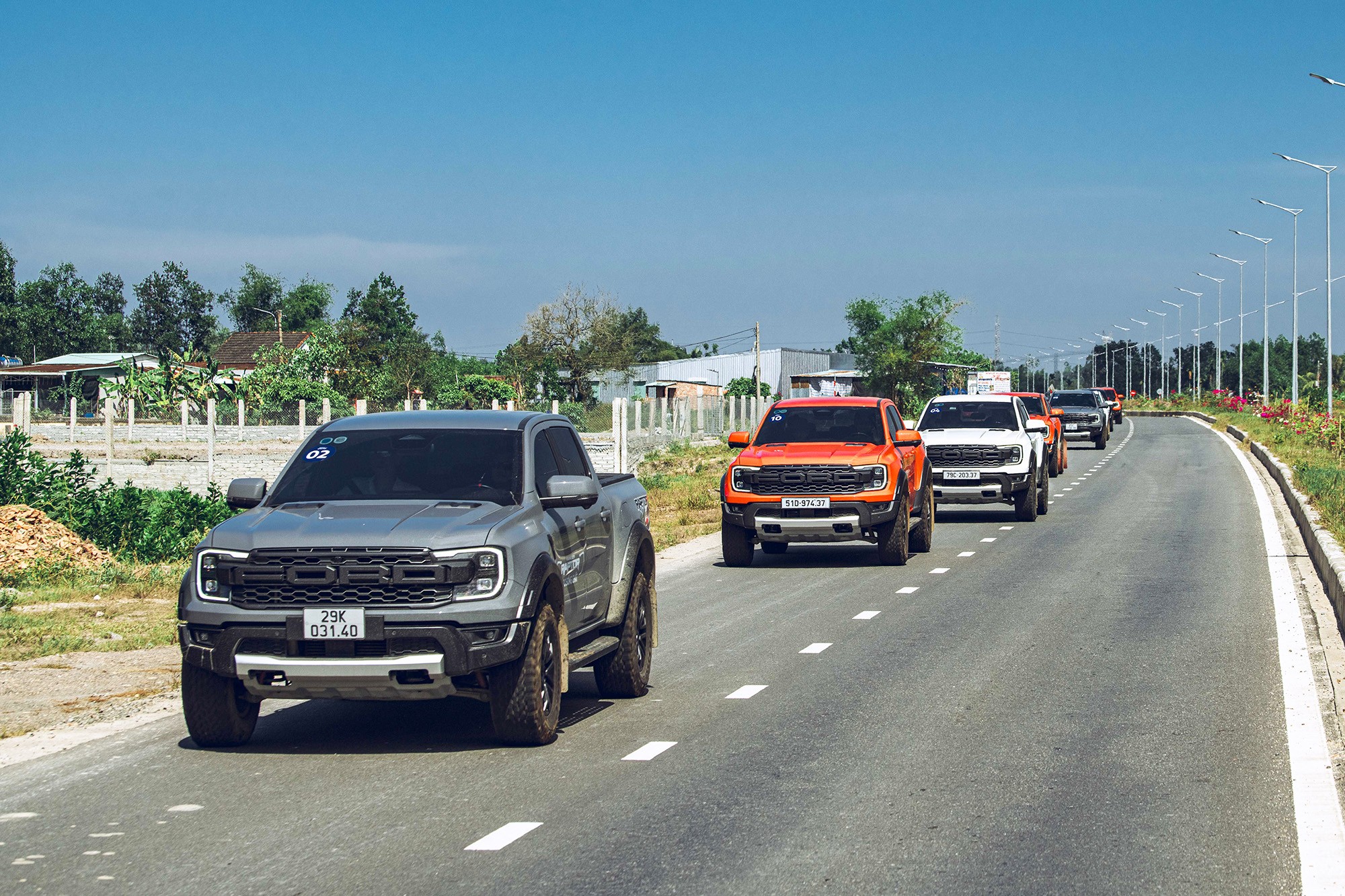 Cùng với chương trình hỗ trợ lãi suất cố định 0%, Ford tiếp tục gia tăng giá trị sở hữu khi áp dụng chính sách bảo hành tiêu chuẩn lên đến 5 năm hoặc 150.000 km cho các dòng xe Ranger, Everest và Territory. Ảnh: Ford Việt Nam.