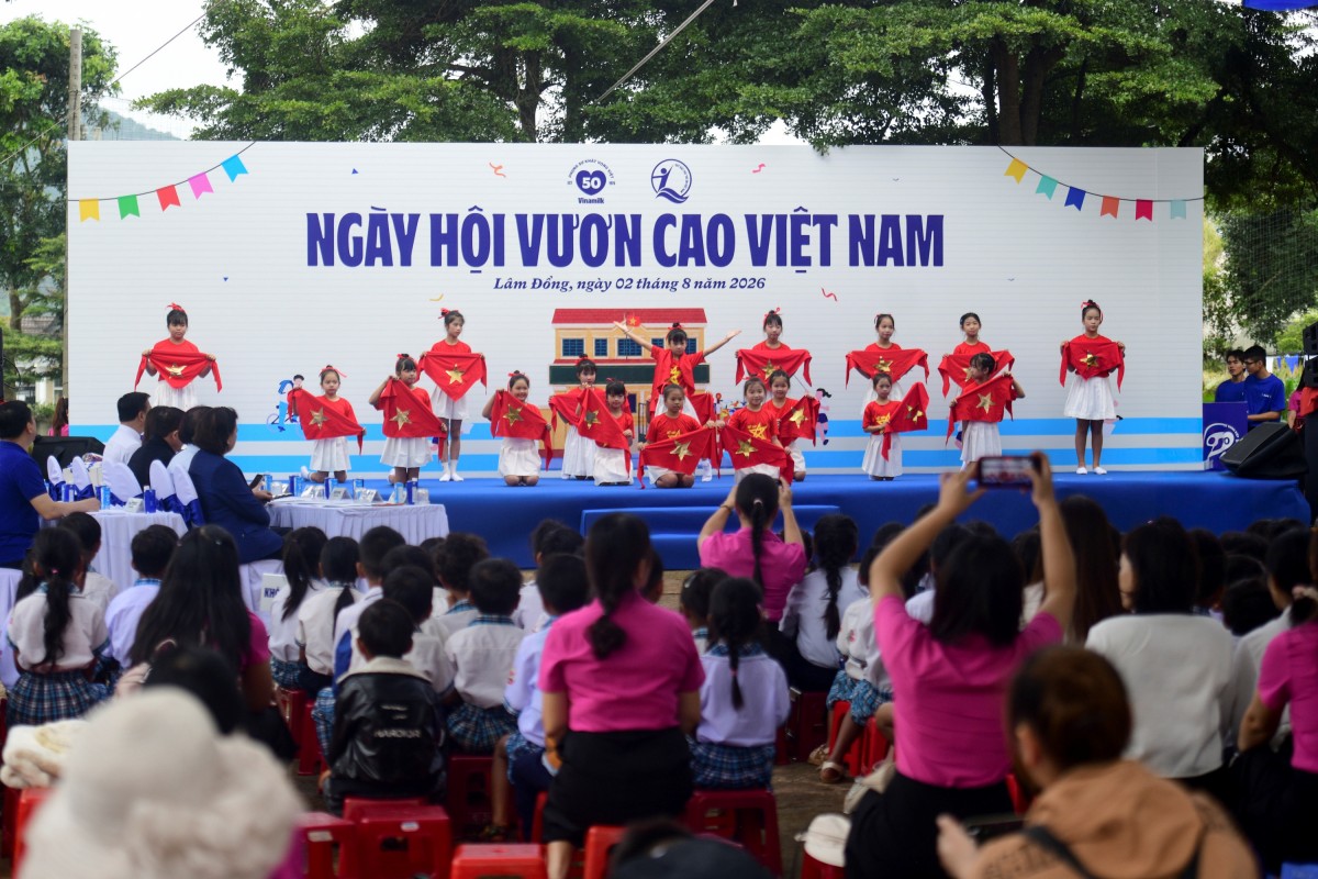 Hơn 500 học sinh vùng cao Lâm Đồng tham gia Ngày hội Vươn cao Việt Nam