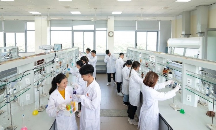 Đến năm 2030, Việt Nam phấn đấu làm chủ ít nhất 10 công nghệ lõi