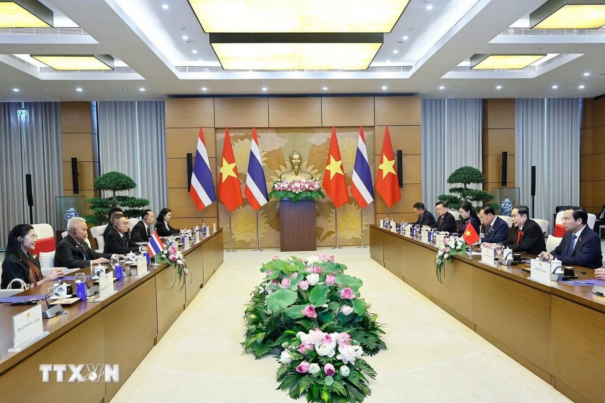 Chủ tịch Quốc hội Trần Thanh Mẫn hội đàm với Chủ tịch Quốc hội kiêm Chủ tịch Hạ viện Vương quốc Thái Lan Sophon Zaram. Ảnh: TTXVN.